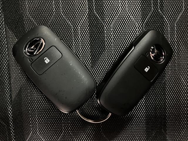 タフトＧ　ダーククロムベンチャー　元試乗車・クルーズコントロール令和６年☆元試乗車・純正７インチナビ（ＮＭＺＫ−Ｗ７５ＤＥ）・クルーズコントロール・純正１５インチアルミホイール・電子パーキングブレーキ・ブレーキホールド・ＬＥＤヘッドライト・キーフリー２個（大阪府）の中古車