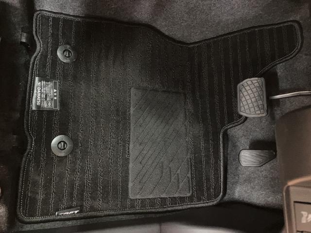 タフトＧ　ダーククロムベンチャー　元試乗車・クルーズコントロール令和６年☆元試乗車・純正７インチナビ（ＮＭＺＫ−Ｗ７５ＤＥ）・クルーズコントロール・純正１５インチアルミホイール・電子パーキングブレーキ・ブレーキホールド・ＬＥＤヘッドライト・キーフリー２個（大阪府）の中古車