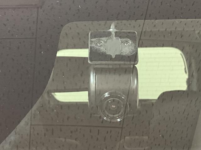 タントカスタムＸ　１０インチナビ・前後ドラレコ・ＥＴＣ車載器純正１０インチスタイリッシュナビ・前後ドラレコ・ＥＴＣ車載器・バックカメラ・運転席／助手席シートヒーター・両側電動スライドドア・電子パーキングブレーキ・ブレーキホールド・ＬＥＤヘッドライト（大阪府）の中古車