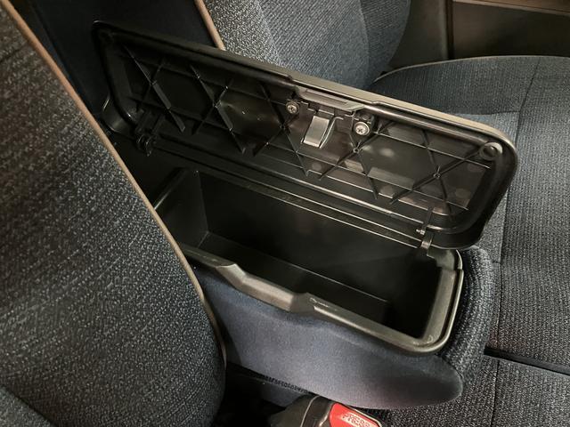 ムーヴキャンバスセオリーＸ　令和４年式／走行３．１万キロ／ナビ／バックカメラナビ（ＮＭＺＫ−Ｗ７２Ｄ）／バックカメラ／フルセグ／ＣＤ／ＤＶＤ／Ｂｌｕｅｔｏｏｔｈ／ＵＳＢ／キーフリー／衝突軽減ブレーキ／両側パワースライドドア／オートエアコン（大阪府）の中古車