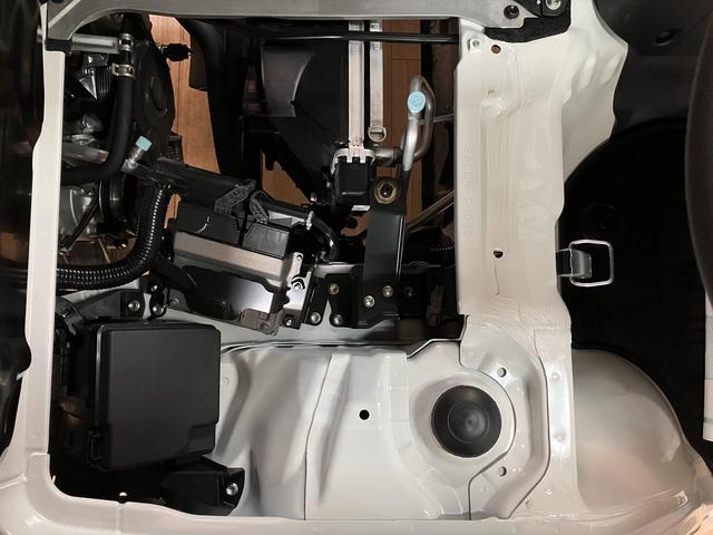 ハイゼットトラックエクストラ／走行１．１万ｋｍ／純正ナビ／前ドラレコ／ＥＴＣ新車保証継承／走行１．１万ｋｍ／純正ナビ（ＮＭＺＬ−Ｗ７２Ｄ）／ＣＤ／ＤＶＤ／Ｂｌｕｅｔｏｏｔｈ／前ドラレコ／ＥＴＣ／ＬＥＤヘッドライト・フォグランプ／キーフリー／電動格納ドアミラー／ＵＳＢソケット（大阪府）の中古車