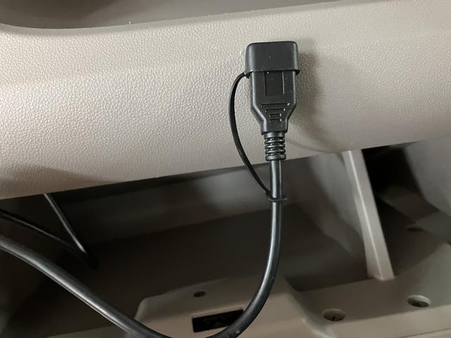 タントＸ／ナビ／ＥＴＣ／片側パワースライドドア／車検整備渡し１年間走行距離無制限保証／純正ナビ（ＮＭＣＫ−Ｗ６５Ｄ）／ＥＴＣ／片側パワースライドドア／ハロゲンヘッドライト／オートライト／オートエアコン／キーフリー／電動格納ドアミラー／車検整備渡し（大阪府）の中古車