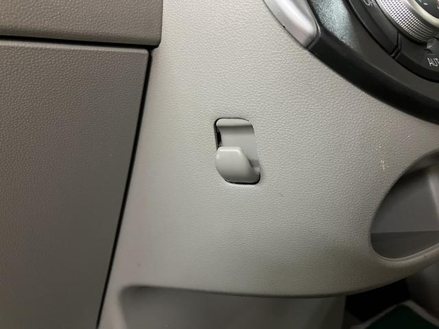 タントＸ／ナビ／ＥＴＣ／片側パワースライドドア／車検整備渡し１年間走行距離無制限保証／純正ナビ（ＮＭＣＫ−Ｗ６５Ｄ）／ＥＴＣ／片側パワースライドドア／ハロゲンヘッドライト／オートライト／オートエアコン／キーフリー／電動格納ドアミラー／車検整備渡し（大阪府）の中古車