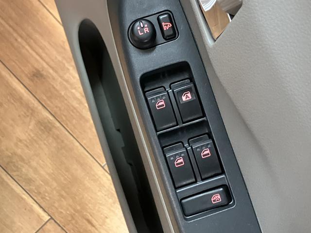 ミライースX SA ナビ/フォグランプ/アルミホイール/走行8.8万K平成26年式/走行8.8万キロ/ナビ/CD/DVD/Bluetooth/フルセグ/電動格納式ドアミラー/14インチアルミホイール/フォグランプ/キーレスエントリー/(大阪府)の中古車