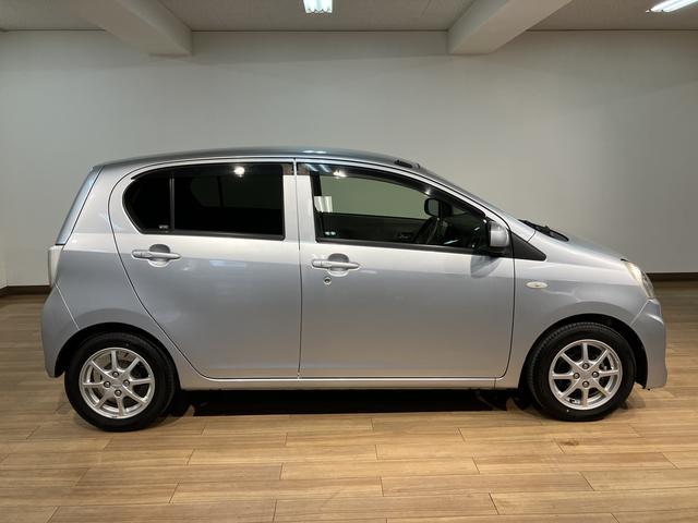 ミライースX SA ナビ/フォグランプ/アルミホイール/走行8.8万K平成26年式/走行8.8万キロ/ナビ/CD/DVD/Bluetooth/フルセグ/電動格納式ドアミラー/14インチアルミホイール/フォグランプ/キーレスエントリー/(大阪府)の中古車