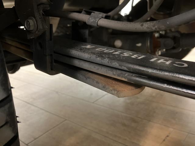 ハイゼットトラックスタンダード／ＡＭ・ＦＭラジオ／ＥＴＣ／オートライト走行４．６万ｋｍ／ＡＭ・ＦＭラジオ／ＥＴＣ／ハロゲンヘッドライト／オートライト／オートハイビーム／助手席エアバック／コーナーセンサー／マット／バイザー／マニュアルエアコン（大阪府）の中古車