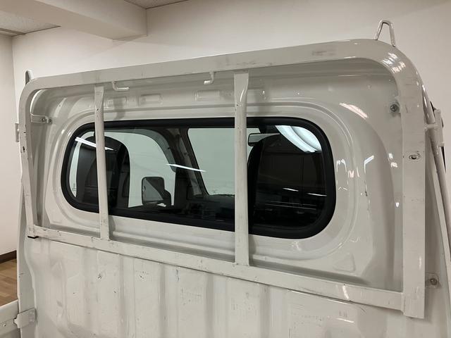 ハイゼットトラックスタンダード／ＡＭ・ＦＭラジオ／ＥＴＣ／オートライト走行４．６万ｋｍ／ＡＭ・ＦＭラジオ／ＥＴＣ／ハロゲンヘッドライト／オートライト／オートハイビーム／助手席エアバック／コーナーセンサー／マット／バイザー／マニュアルエアコン（大阪府）の中古車