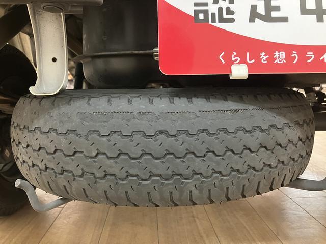 ハイゼットトラックスタンダード／ＡＭ・ＦＭラジオ／ＥＴＣ／オートライト走行４．６万ｋｍ／ＡＭ・ＦＭラジオ／ＥＴＣ／ハロゲンヘッドライト／オートライト／オートハイビーム／助手席エアバック／コーナーセンサー／マット／バイザー／マニュアルエアコン（大阪府）の中古車