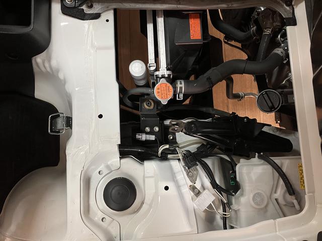 ハイゼットトラックスタンダード／ＡＭ・ＦＭラジオ／ＥＴＣ／オートライト走行４．６万ｋｍ／ＡＭ・ＦＭラジオ／ＥＴＣ／ハロゲンヘッドライト／オートライト／オートハイビーム／助手席エアバック／コーナーセンサー／マット／バイザー／マニュアルエアコン（大阪府）の中古車