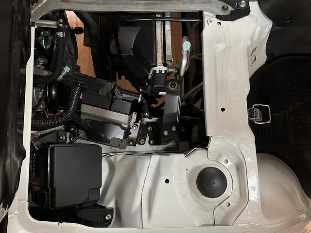 ハイゼットトラックスタンダード／ＡＭ・ＦＭラジオ／ＥＴＣ／オートライト走行４．６万ｋｍ／ＡＭ・ＦＭラジオ／ＥＴＣ／ハロゲンヘッドライト／オートライト／オートハイビーム／助手席エアバック／コーナーセンサー／マット／バイザー／マニュアルエアコン（大阪府）の中古車