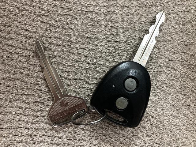 ムーヴL SA 電動格納ミラー・アイドリングストップH25年式☆走行距離3.4万キロ!電動格納ミラー・アイドリングストップ・マニュアルエアコン・キーレス・衝突回避軽減ブレーキ・シートリフター・CDステレオ(大阪府)の中古車