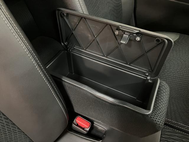 ムーヴカスタム X ハイパーSAII/走行1.8キロ/1年保証/走行1.8万キロ/1年間走行距離無制限保証/ナビ/バックカメラ/ドラレコ/LEDヘッドライト/プッシュスタート/キーフリー/ステアリングリモコン/衝突軽減ブレーキ/横滑り防止装置/運転席シートリフター(大阪府)の中古車