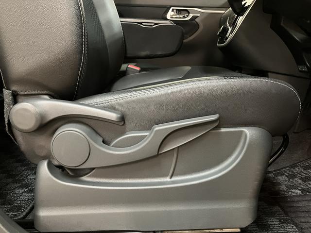 ムーヴカスタム X ハイパーSAII/走行1.8キロ/1年保証/走行1.8万キロ/1年間走行距離無制限保証/ナビ/バックカメラ/ドラレコ/LEDヘッドライト/プッシュスタート/キーフリー/ステアリングリモコン/衝突軽減ブレーキ/横滑り防止装置/運転席シートリフター(大阪府)の中古車