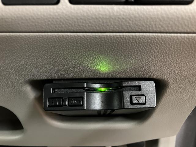 ムーヴL SAIII/純正ナビ/ETC/車検整備渡し/1年保証走行3.7万km/1年間走行距離無制限保証/純正ナビ/CD・DVD・Bluetooth/ETC/USBソケット/キーレス/マニュアルエアコン/オートハイビーム/電動格納ドアミラー/車検整備渡し(大阪府)の中古車