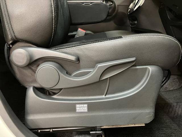 タントカスタムRSトップエディションVS SAIII/1.6万キロ走行1.6万キロ/1年間走行距離無制限保証/ナビ/全方位カメラ/ドラレコ/両側電動スライドドア/LEDヘッドライト&フォグランプ/シートヒーター/車検整備渡し/プッシュスタート/スマートキー/(大阪府)の中古車