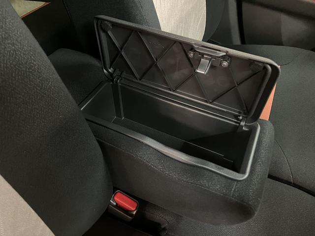 パッソモーダ Gパッケージ 走行0.6万キロ/平成31年式/平成31年式☆走行距離0.6万キロ!ナビ(NSZT−W68T)・ETC車載器・ドラレコ前後・パノラマモニター・電動格納ミラー・LEDヘッドライト・オートハイビーム・衝突回避軽減ブレーキ(大阪府)の中古車