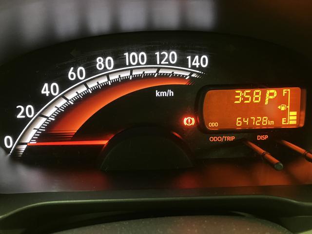 ムーヴL SA CDステレオ・ETC車載器・キーレス平成25年式/走行距離6.5万キロ・CDステレオ・ETC車載器・キーレス・電動格納ミラー・アイドリングストップ・マニュアルエアコン・助手席シートアンダートレイ・衝突回避軽減ブレーキ(大阪府)の中古車