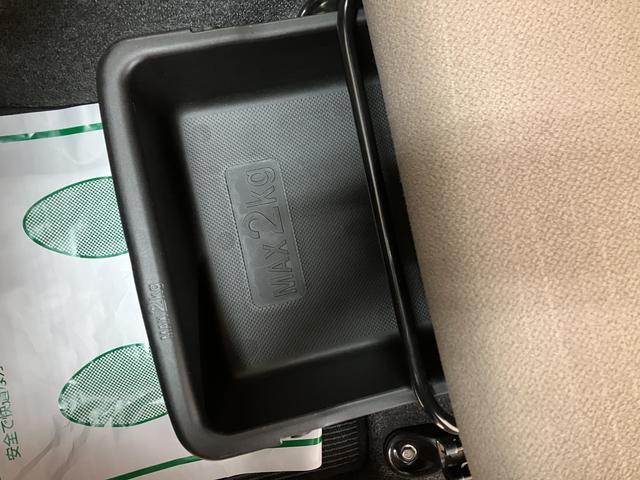 ムーヴL SA CDステレオ・ETC車載器・キーレス平成25年式/走行距離6.5万キロ・CDステレオ・ETC車載器・キーレス・電動格納ミラー・アイドリングストップ・マニュアルエアコン・助手席シートアンダートレイ・衝突回避軽減ブレーキ(大阪府)の中古車