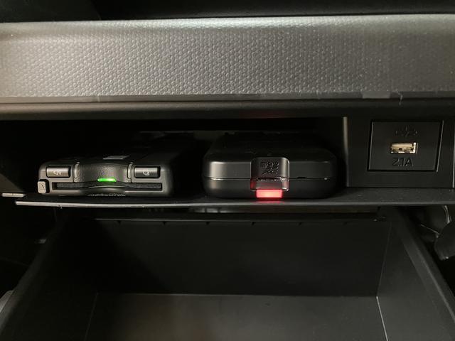 タフトGターボ 純正ナビ/前後ドラレコ/ダークブラックメッキグリルナビ(NMZL−W71D)/フルセグ/Bluetooth/CD/DVD/USB/バックカメラ/前後ドラレコ/ETC/ダークブラックメッキグリル/令和3年式/走行4.2万キロ/車検整備付き(大阪府)の中古車