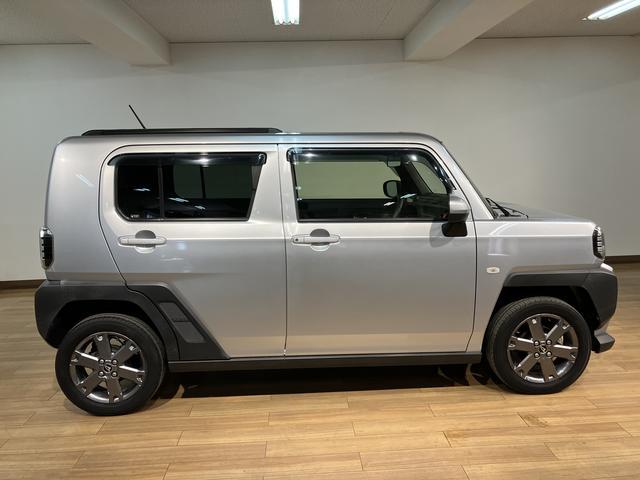 タフトGターボ 純正ナビ/前後ドラレコ/ダークブラックメッキグリルナビ(NMZL−W71D)/フルセグ/Bluetooth/CD/DVD/USB/バックカメラ/前後ドラレコ/ETC/ダークブラックメッキグリル/令和3年式/走行4.2万キロ/車検整備付き(大阪府)の中古車