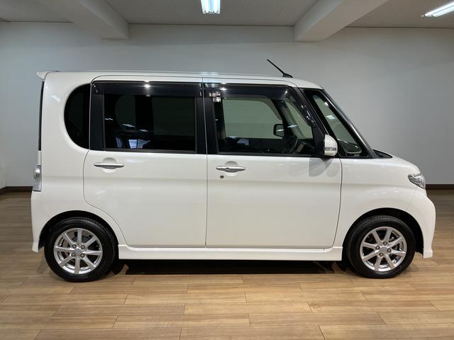 タントカスタムＸスペシャル／走行２．２万ｋｍ／ナビ／バックカメラ１年間走行距離無制限保証／走行２．２万ｋｍ／ナビ／バックカメラ／ＥＴＣ／片側パワースライドドア／ディスチャージヘッドライト／ハロゲンフォグランプ／オートエアコン／キーフリー／電動格納ドアミラー（大阪府）の中古車