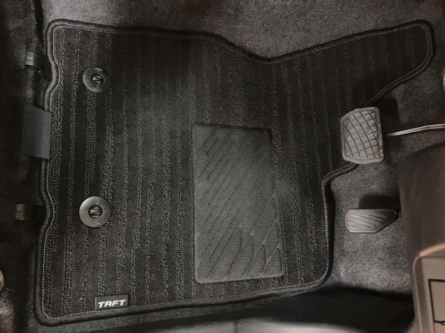 タフトGターボ ダーククロムベンチャー クルコン・ナビ・ドラレコ令和5年式・走行距離1万キロ・純正スタンダードナビ・F/Rドラレコ・ETC車載器・パノラマモニター・運転席/助手席シートヒーター・クルーズコントロール機能・LEDヘッドライト・電子パーキングブレーキ(大阪府)の中古車