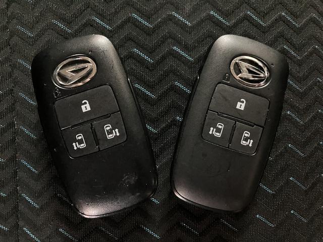 トールカスタムＧ　ターボ／純正ナビ／バックカメラ／前後ドラレコ１年保証／走行６．７万ｋｍ／純正ナビ／バックカメラ／前後ドラレコ／ＥＴＣ／クルーズコントロール／両側パワースライドドア／ＬＥＤヘッドライト・フォグランプ／オートライト／キーフリー／車検整備渡し（大阪府）の中古車