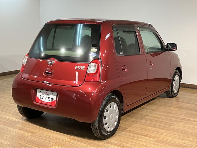 エッセＸ／走行２万キロ／車検整備渡し／電動格納ミラー／４ＡＴ１年間走行距離無制限保証／走行２．０万ｋｍ／４ＡＴ／ＣＤチューナー／電動格納ドアミラー／マット／バイザー／スペアタイヤ／オートエアコン／ハロゲンヘッドライト／車検整備渡し（大阪府）の中古車