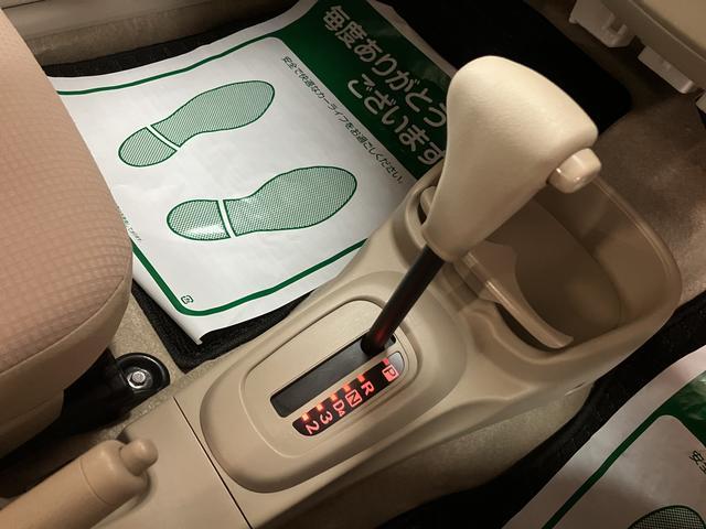 エッセＸ／走行２万キロ／車検整備渡し／電動格納ミラー／４ＡＴ１年間走行距離無制限保証／走行２．０万ｋｍ／４ＡＴ／ＣＤチューナー／電動格納ドアミラー／マット／バイザー／スペアタイヤ／オートエアコン／ハロゲンヘッドライト／車検整備渡し（大阪府）の中古車