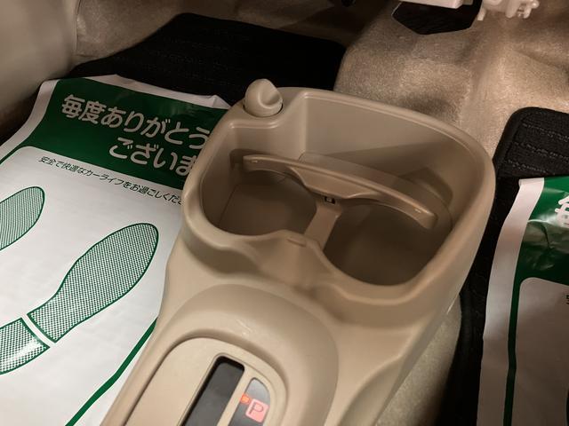 エッセＸ／走行２万キロ／車検整備渡し／電動格納ミラー／４ＡＴ１年間走行距離無制限保証／走行２．０万ｋｍ／４ＡＴ／ＣＤチューナー／電動格納ドアミラー／マット／バイザー／スペアタイヤ／オートエアコン／ハロゲンヘッドライト／車検整備渡し（大阪府）の中古車