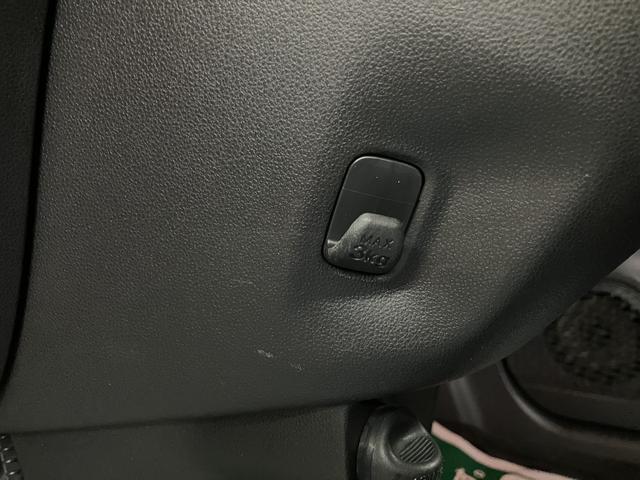 ムーヴカスタム X SA CDチューナー・キーフリー・LEDライトH27年式・走行距離8,8万キロ・純正ワイドCDチューナー・アイドリングストップ・オートエアコン・LEDヘッドライト・オートライト・キーフリー2個・純正アルミホイール(大阪府)の中古車