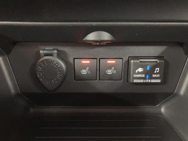 ロッキーＧ　純正ナビ／パノラマモニター／ドラレコ／ＥＴＣ令和３年式／走行４．３万キロ／純正ナビ（ＮＭＺＫ−Ｗ７１Ｄ）／Ｂｌｕｅｔｏｏｔｈ／フルセグ／前後ドラレコ／パノラマモニター／ＥＴＣ／ＬＥＤヘッドライト／シートヒーター／キーフリー（大阪府）の中古車