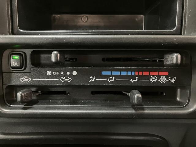 ハイゼットトラックジャンボ　３ＡＴ／２ＷＤ／車検整備付き平成２４年式／走行７．８万キロ／２ＷＤ／３ＡＴ／車検整備付き／パワーウィンド／ＡＭ／ＦＭ／ゲートプロテクター／１年間距離無制限保証／ラバーマット／ロングバイザー（大阪府）の中古車