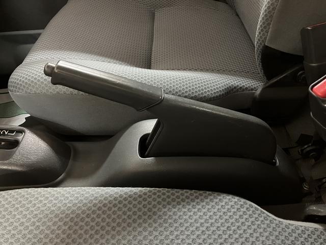 ハイゼットトラックジャンボ　３ＡＴ／２ＷＤ／車検整備付き平成２４年式／走行７．８万キロ／２ＷＤ／３ＡＴ／車検整備付き／パワーウィンド／ＡＭ／ＦＭ／ゲートプロテクター／１年間距離無制限保証／ラバーマット／ロングバイザー（大阪府）の中古車