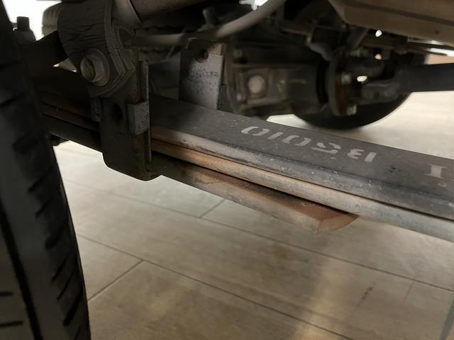 ハイゼットトラックジャンボ　３ＡＴ／２ＷＤ／車検整備付き平成２４年式／走行７．８万キロ／２ＷＤ／３ＡＴ／車検整備付き／パワーウィンド／ＡＭ／ＦＭ／ゲートプロテクター／１年間距離無制限保証／ラバーマット／ロングバイザー（大阪府）の中古車