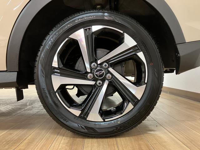 ロッキープレミアムＧ　ＨＥＶ　純正メモリーナビ　ドラレコ　ＥＴＣ付ハイブリッド・純正メモリーナビ・バックカメラ・ナビ連動前後ドライブレコーダー・シートヒーター・クルーズコントロール・ＥＴＣ車載器・電動パーキング・衝突回避支援ブレーキ・誤発進抑制機能（大阪府）の中古車