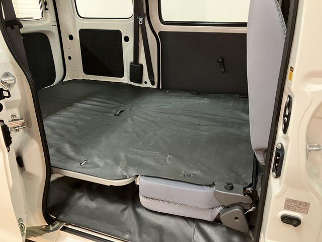 ハイゼットカーゴスペシャル/車検整備渡し/1年間走行距離無制限保証/ナビ/車検整備渡し/1年間走行距離無制限保証/ダイハツ純正ケンウッドナビ/フルセグテレビ/CD再生/DVD再生/Bluetooth/USB接続/ETC車載器/(大阪府)の中古車