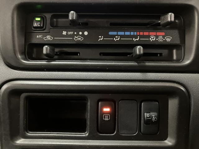 ハイゼットカーゴスペシャル/車検整備渡し/1年間走行距離無制限保証/ナビ/車検整備渡し/1年間走行距離無制限保証/ダイハツ純正ケンウッドナビ/フルセグテレビ/CD再生/DVD再生/Bluetooth/USB接続/ETC車載器/(大阪府)の中古車