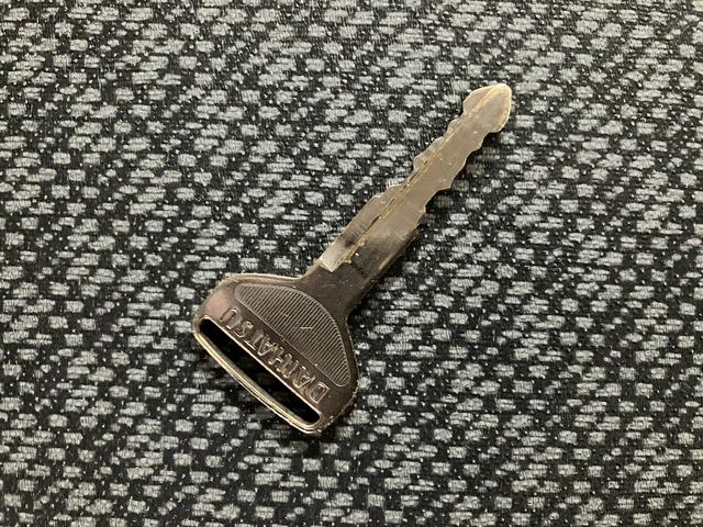 ハイゼットカーゴスペシャル/車検整備渡し/1年間走行距離無制限保証/ナビ/車検整備渡し/1年間走行距離無制限保証/ダイハツ純正ケンウッドナビ/フルセグテレビ/CD再生/DVD再生/Bluetooth/USB接続/ETC車載器/(大阪府)の中古車