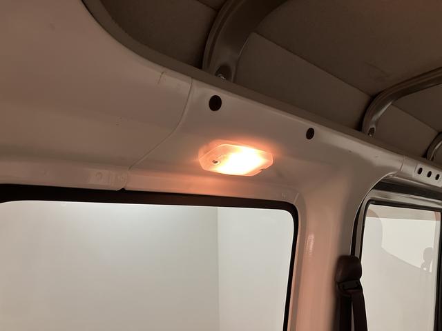 ハイゼットカーゴスペシャル/車検整備渡し/1年間走行距離無制限保証/ナビ/車検整備渡し/1年間走行距離無制限保証/ダイハツ純正ケンウッドナビ/フルセグテレビ/CD再生/DVD再生/Bluetooth/USB接続/ETC車載器/(大阪府)の中古車