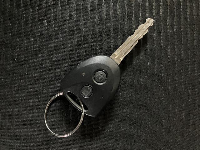 ハイゼットカーゴＤＸ　令和４年式／走行２．３万キロ／車検整備付き令和４年式／走行２．３万キロ／車検整備付き／ＡＭ／ＦＭラジオ／２ＷＤ／ＣＶＴ／運転席助手席パワーウィンド／キーレスエントリー（大阪府）の中古車