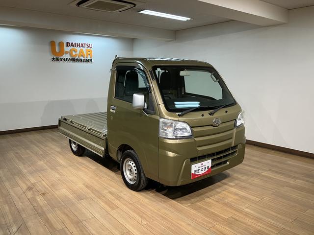 ハイゼットトラックスタンダード／走行６．５万ｋｍ／ＣＤ・ラジオチューナー１年間走行距離無制限保証／走行６．５万ｋｍ／ＣＤ・ラジオチューナー／マニュアルエアコン／ハロゲンヘッドライト／板キー２枚／ラバーマット（大阪府）の中古車