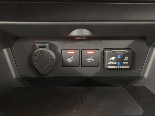 ロッキープレミアム／４ＷＤ／大画面ナビ／全方位カメラ／前後ドラレコ／大画面ナビ／全方位カメラ／前後ドラレコ／クルコン／ＥＴＣ／カーテンエアバッグ／サイドエアバッグ／衝突軽減ブレーキ／リヤフォグ／ＬＥＤヘッドライト／ＬＥＤフォグランプ／ＨＤＭＩ接続／シートヒーター／（大阪府）の中古車