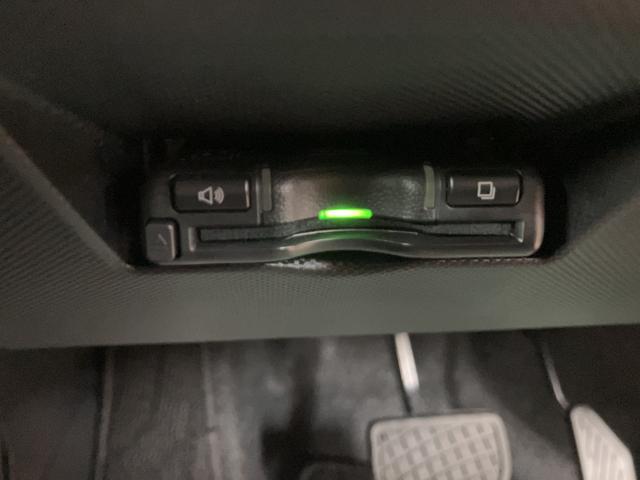 ロッキープレミアム／４ＷＤ／大画面ナビ／全方位カメラ／前後ドラレコ／大画面ナビ／全方位カメラ／前後ドラレコ／クルコン／ＥＴＣ／カーテンエアバッグ／サイドエアバッグ／衝突軽減ブレーキ／リヤフォグ／ＬＥＤヘッドライト／ＬＥＤフォグランプ／ＨＤＭＩ接続／シートヒーター／（大阪府）の中古車