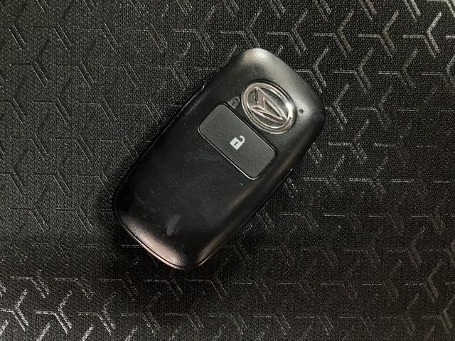 ロッキープレミアム／４ＷＤ／大画面ナビ／全方位カメラ／前後ドラレコ／大画面ナビ／全方位カメラ／前後ドラレコ／クルコン／ＥＴＣ／カーテンエアバッグ／サイドエアバッグ／衝突軽減ブレーキ／リヤフォグ／ＬＥＤヘッドライト／ＬＥＤフォグランプ／ＨＤＭＩ接続／シートヒーター／（大阪府）の中古車