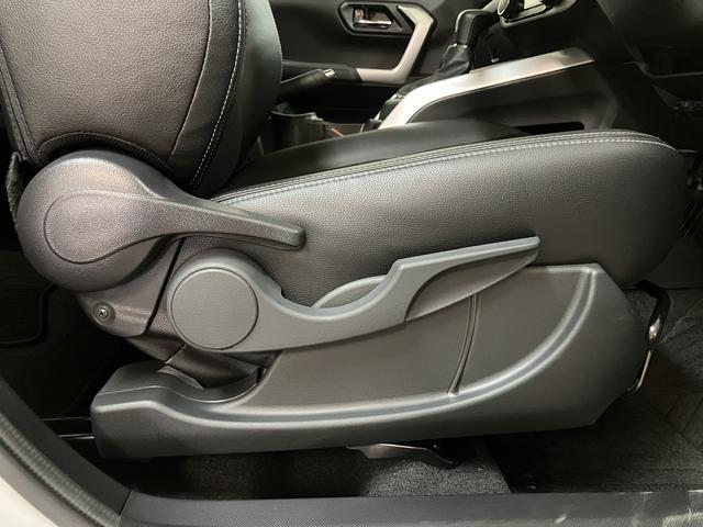 ロッキープレミアム／４ＷＤ／大画面ナビ／全方位カメラ／前後ドラレコ／大画面ナビ／全方位カメラ／前後ドラレコ／クルコン／ＥＴＣ／カーテンエアバッグ／サイドエアバッグ／衝突軽減ブレーキ／リヤフォグ／ＬＥＤヘッドライト／ＬＥＤフォグランプ／ＨＤＭＩ接続／シートヒーター／（大阪府）の中古車