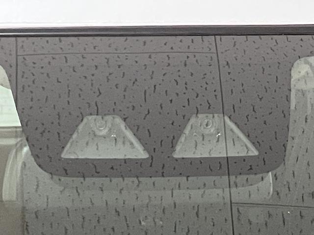 ロッキープレミアム／４ＷＤ／大画面ナビ／全方位カメラ／前後ドラレコ／大画面ナビ／全方位カメラ／前後ドラレコ／クルコン／ＥＴＣ／カーテンエアバッグ／サイドエアバッグ／衝突軽減ブレーキ／リヤフォグ／ＬＥＤヘッドライト／ＬＥＤフォグランプ／ＨＤＭＩ接続／シートヒーター／（大阪府）の中古車