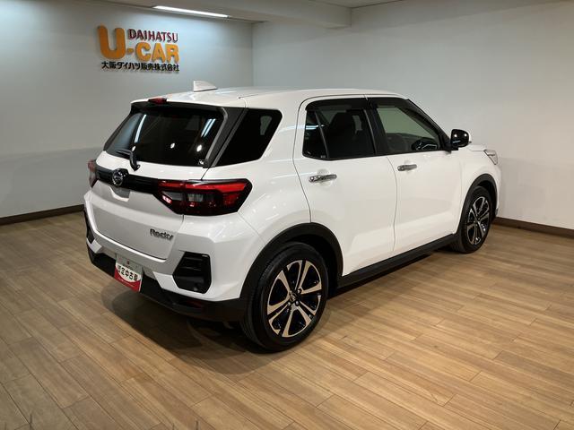 ロッキープレミアム／４ＷＤ／大画面ナビ／全方位カメラ／前後ドラレコ／大画面ナビ／全方位カメラ／前後ドラレコ／クルコン／ＥＴＣ／カーテンエアバッグ／サイドエアバッグ／衝突軽減ブレーキ／リヤフォグ／ＬＥＤヘッドライト／ＬＥＤフォグランプ／ＨＤＭＩ接続／シートヒーター／（大阪府）の中古車