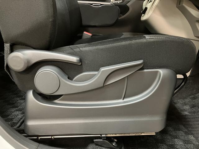 ムーヴＸリミテッドII　ＳＡIII　純正８インチナビ／ＨＤＭＩ純正８インチナビ／Ｂｌｕｅｔｏｏｔｈ／フルセグ／ＨＤＭＩ端子／バックカメラ／前後ドラレコ／ＥＴＣ／キーフリー／ＬＥＤヘッドライト／運転席シートヒーター／令和３年式／走行５．８万キロ／車検整備付き（大阪府）の中古車