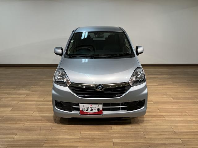 ミライースX 35thアニバーサリーゴールドエディション SA平成28年式/走行2.2万キロ/純正ナビ(NSZP−W66DE)/CD/DVD/USB/Bluetooth/フルセグ/ETC/キーレスエントリー/アルミホイール(大阪府)の中古車